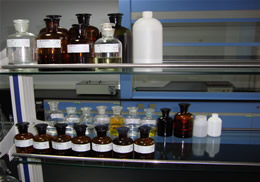 现代化实验室04